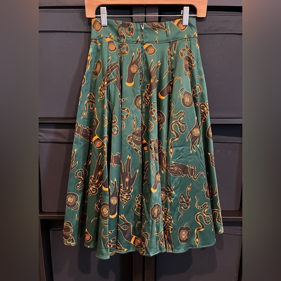 Pinup Couture PUG Laura Byrnes Green Swing Skirt In Garden Of Eden S, M, XL NWT - Picture 5 of 11